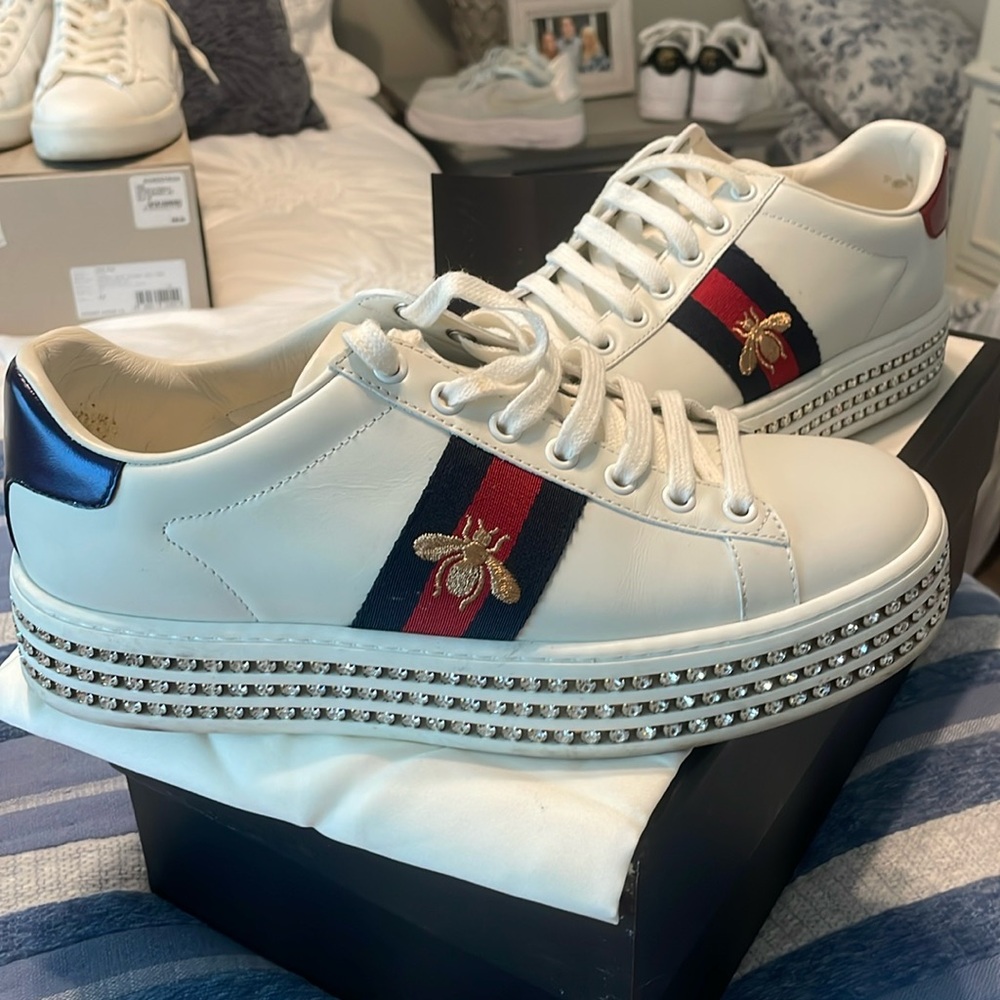 Gucci White Leather Sneakers with Red and Blue Heel Tabs